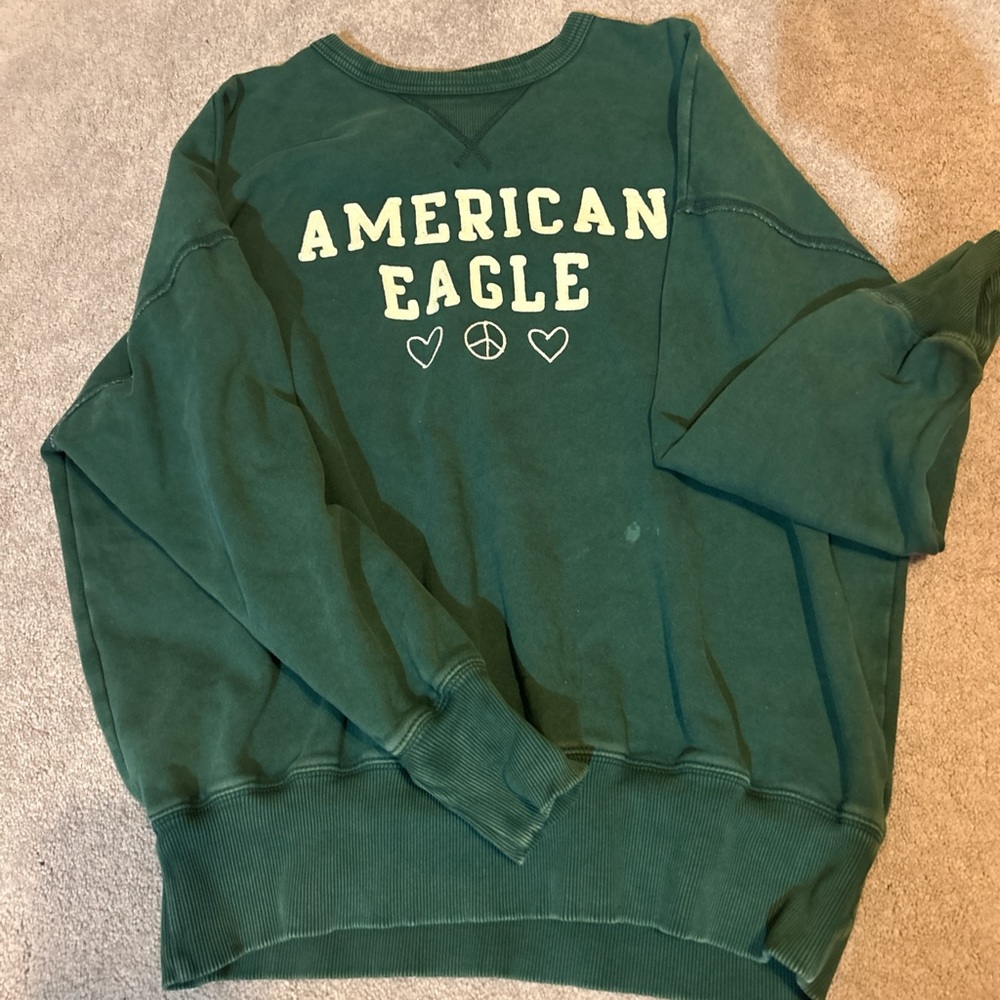 American Eagle Green Sweatshirt